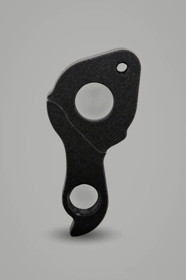 CURVE GMX HANGER